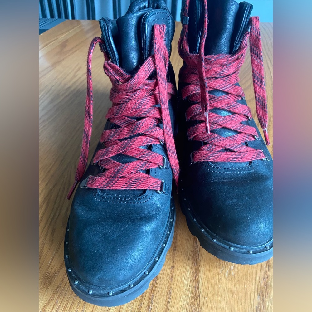 EUC LIKE NEW SOREL Ainsley CONQUEST Leather Hikers - Picture 5 of 10